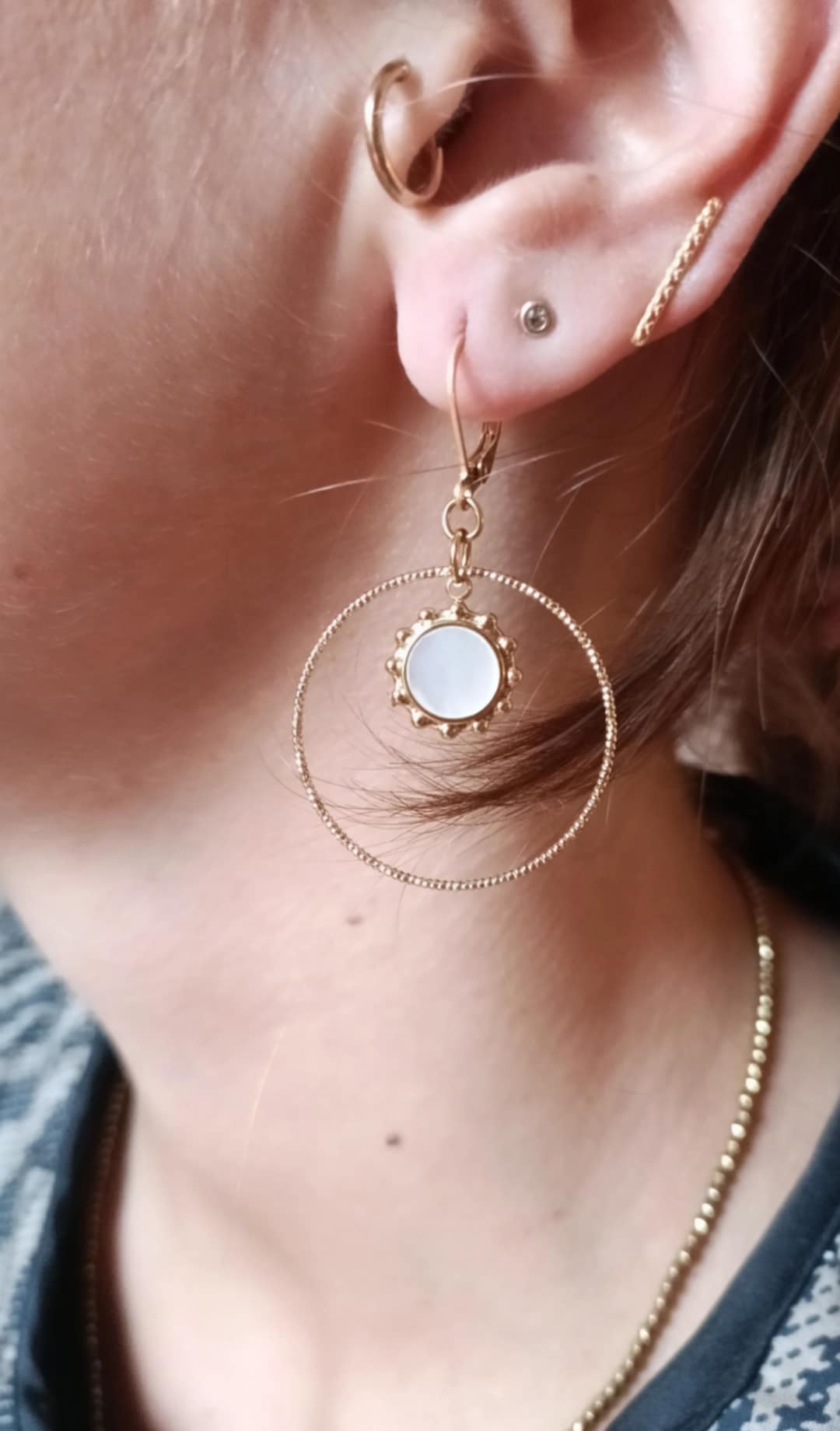 Boucles en acier inoxydable et nacre - Carie