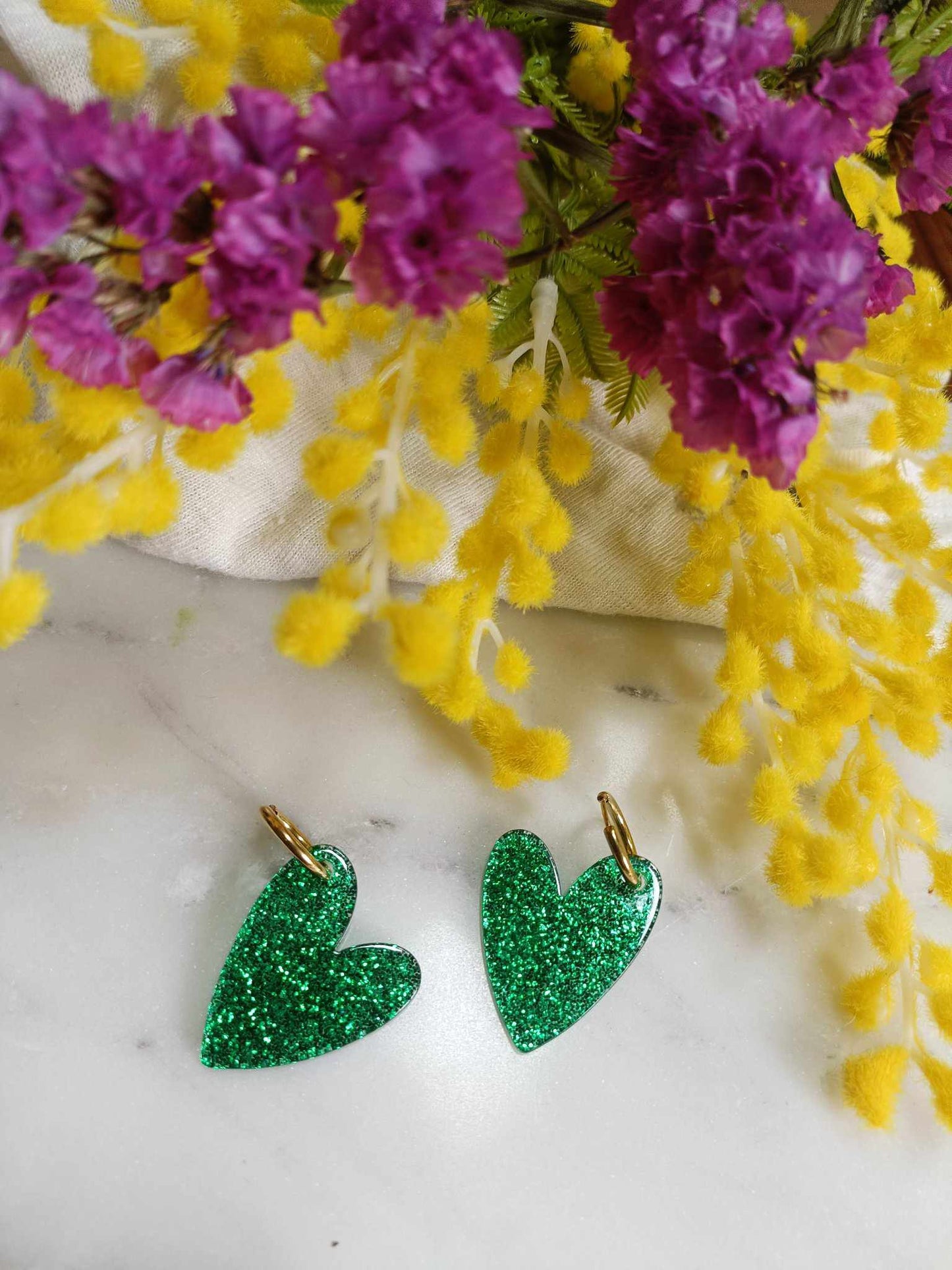 Boucles d'oreilles en acier inoxydable et résine glitter - Coeur