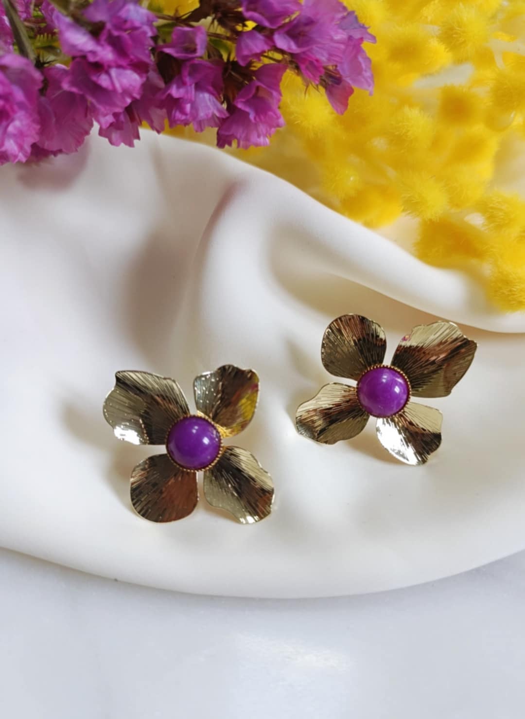 Boucles d'oreilles en laiton doré à l'or fin - Pensée - interchangeables