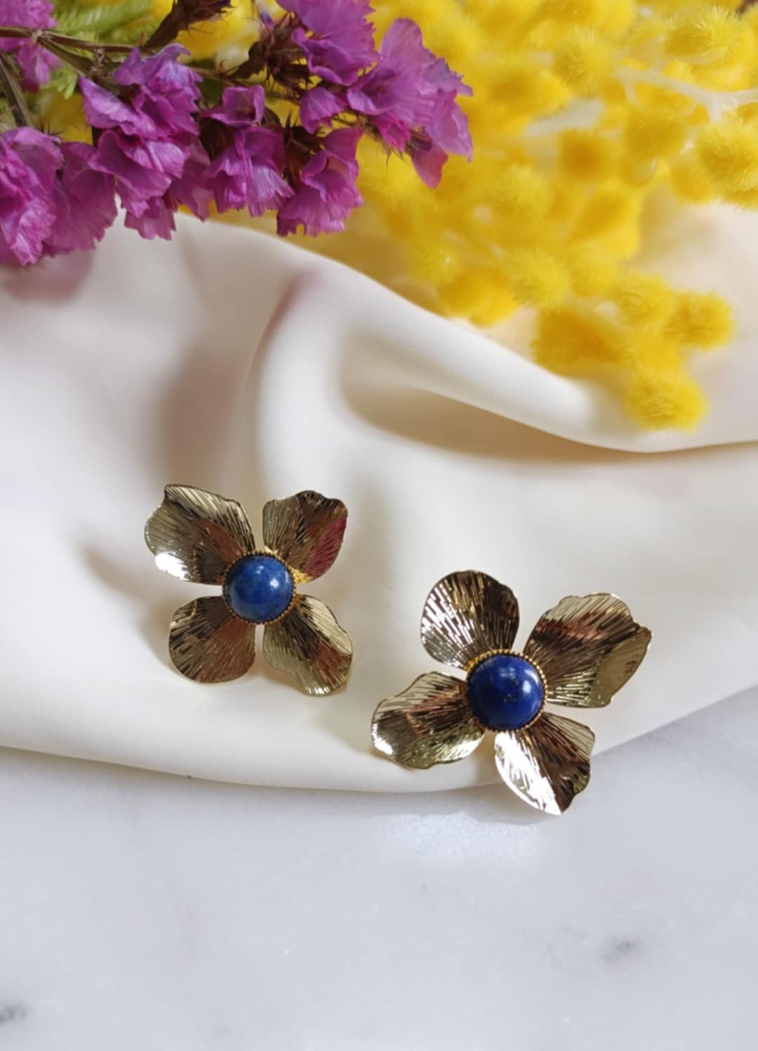 Boucles d'oreilles en laiton doré à l'or fin - Pensée - interchangeables