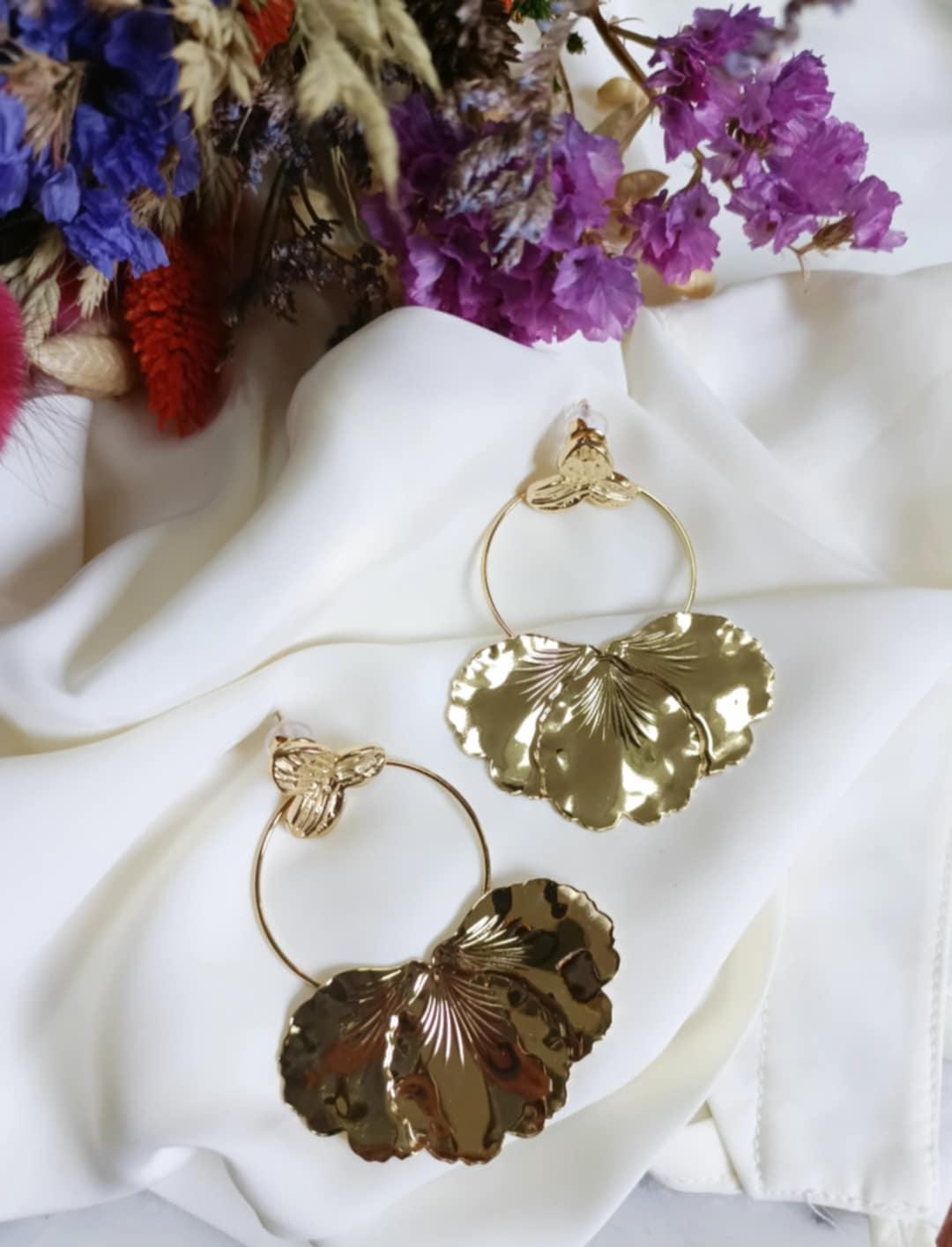 Boucles en acier inoxydable martelé - Pensée de nuit