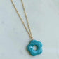 Collier en acier inoxydable et fleur en résine- Janis