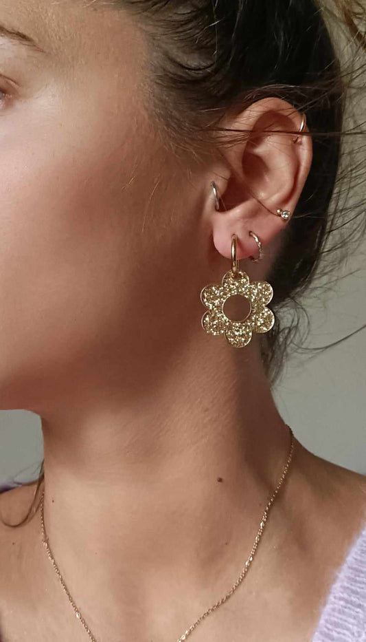 Boucles d'oreilles en acier inoxydable et résine glitter -  Glitter gold