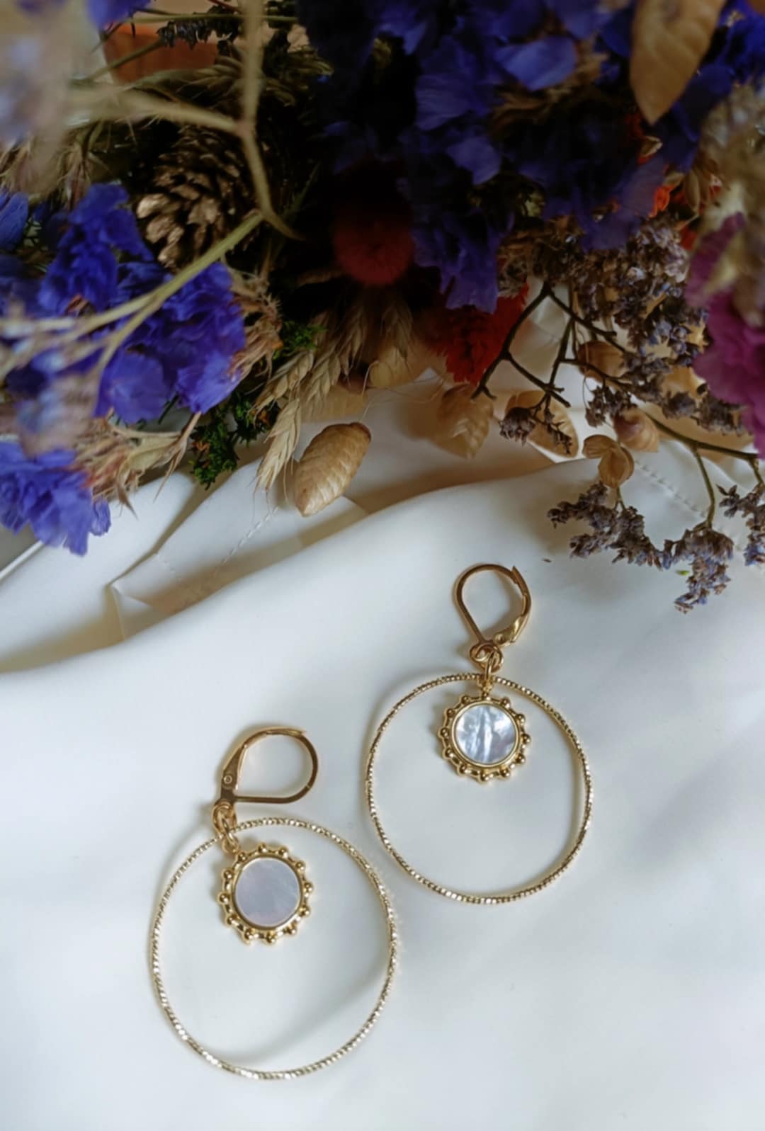 Boucles en acier inoxydable et nacre - Carie